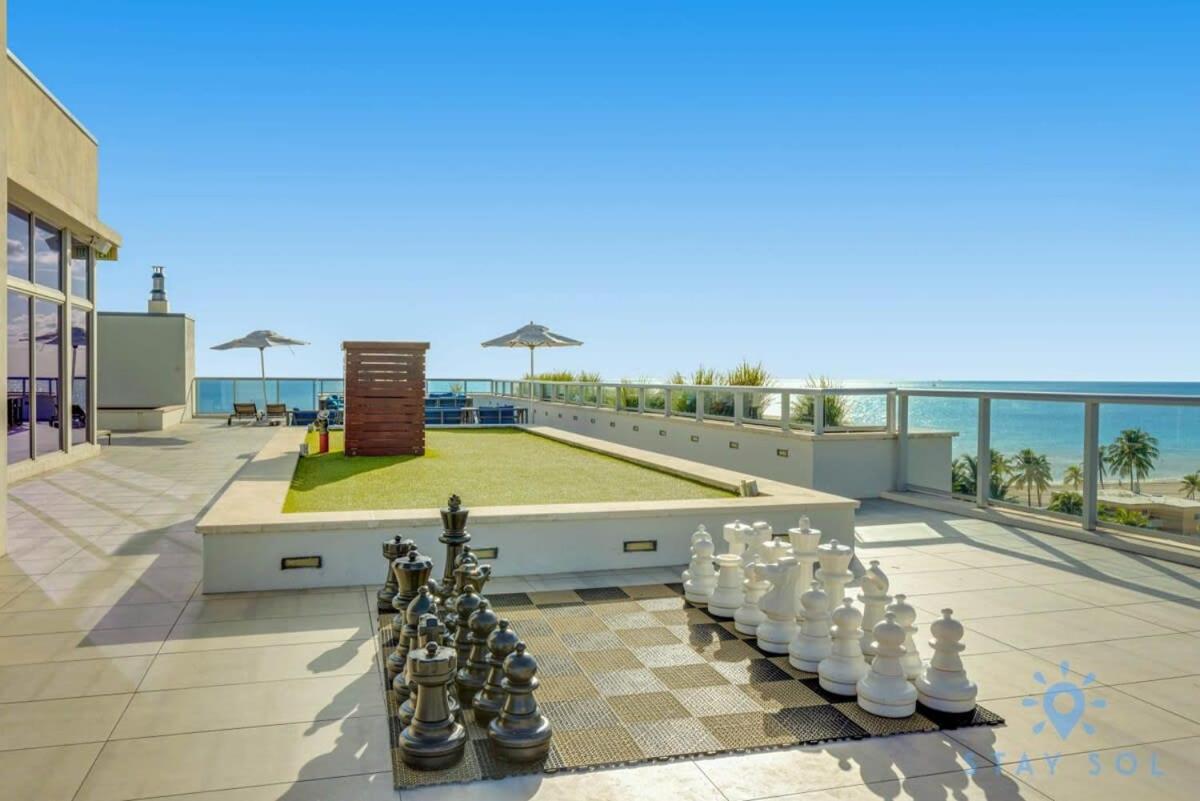 Tropical Oasis - Rooftop Pool- Near Beach - Gym هوليوود المظهر الخارجي الصورة