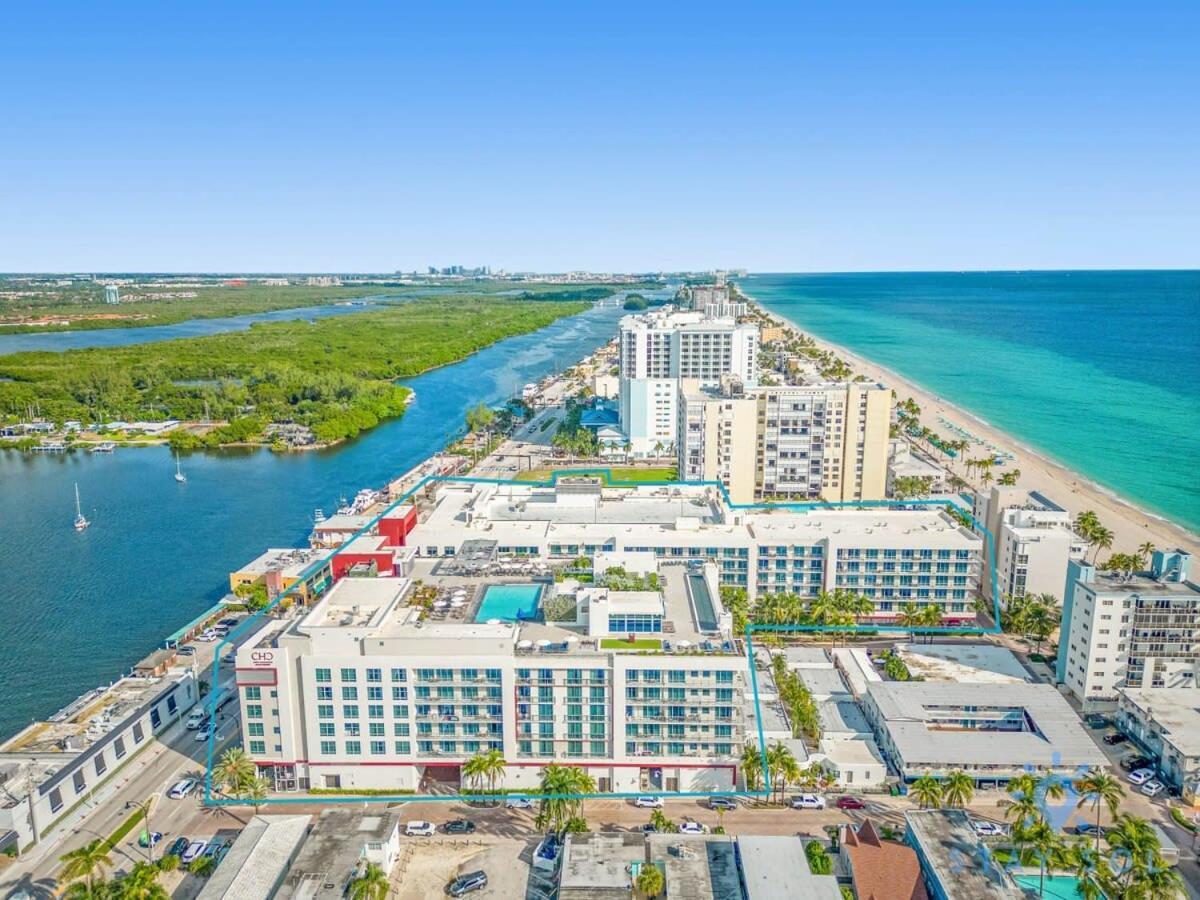 Tropical Oasis - Rooftop Pool- Near Beach - Gym هوليوود المظهر الخارجي الصورة