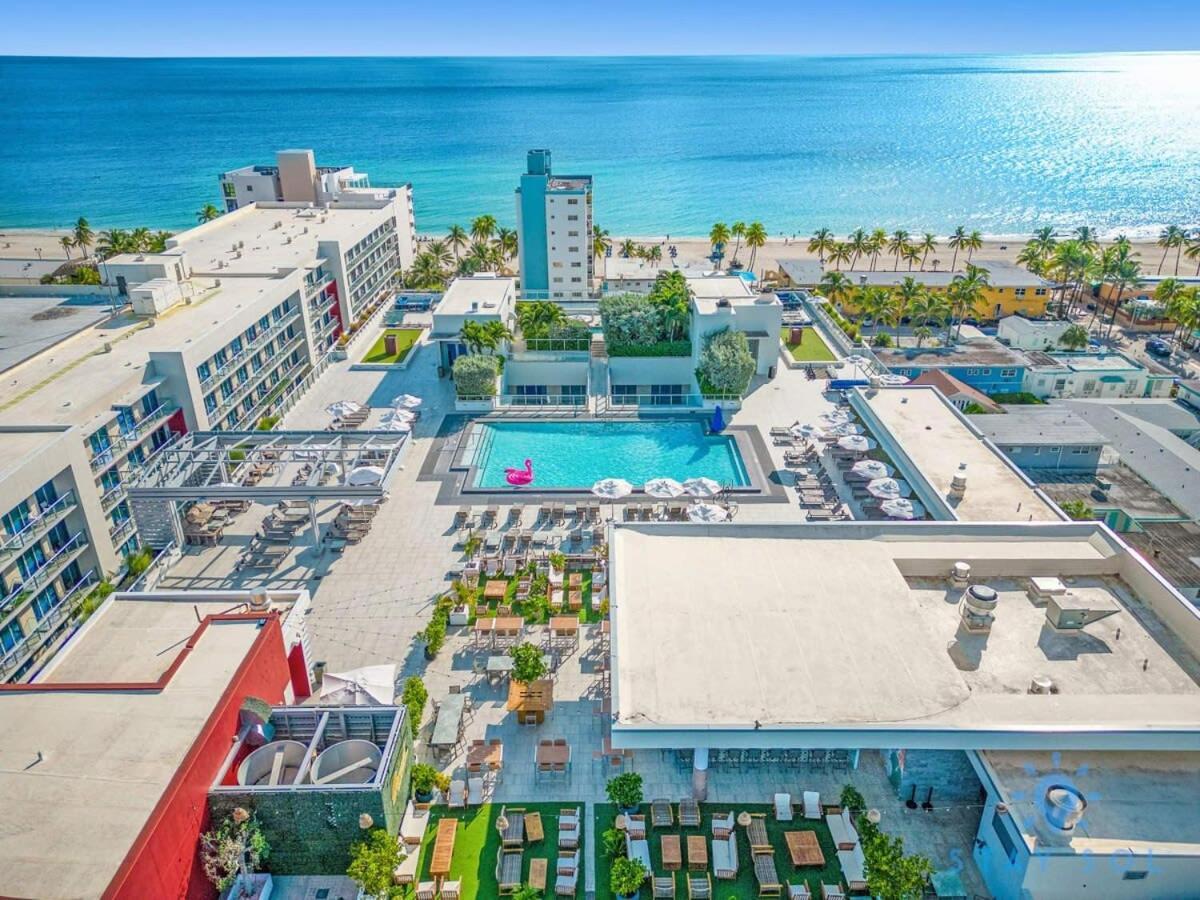 Tropical Oasis - Rooftop Pool- Near Beach - Gym هوليوود المظهر الخارجي الصورة